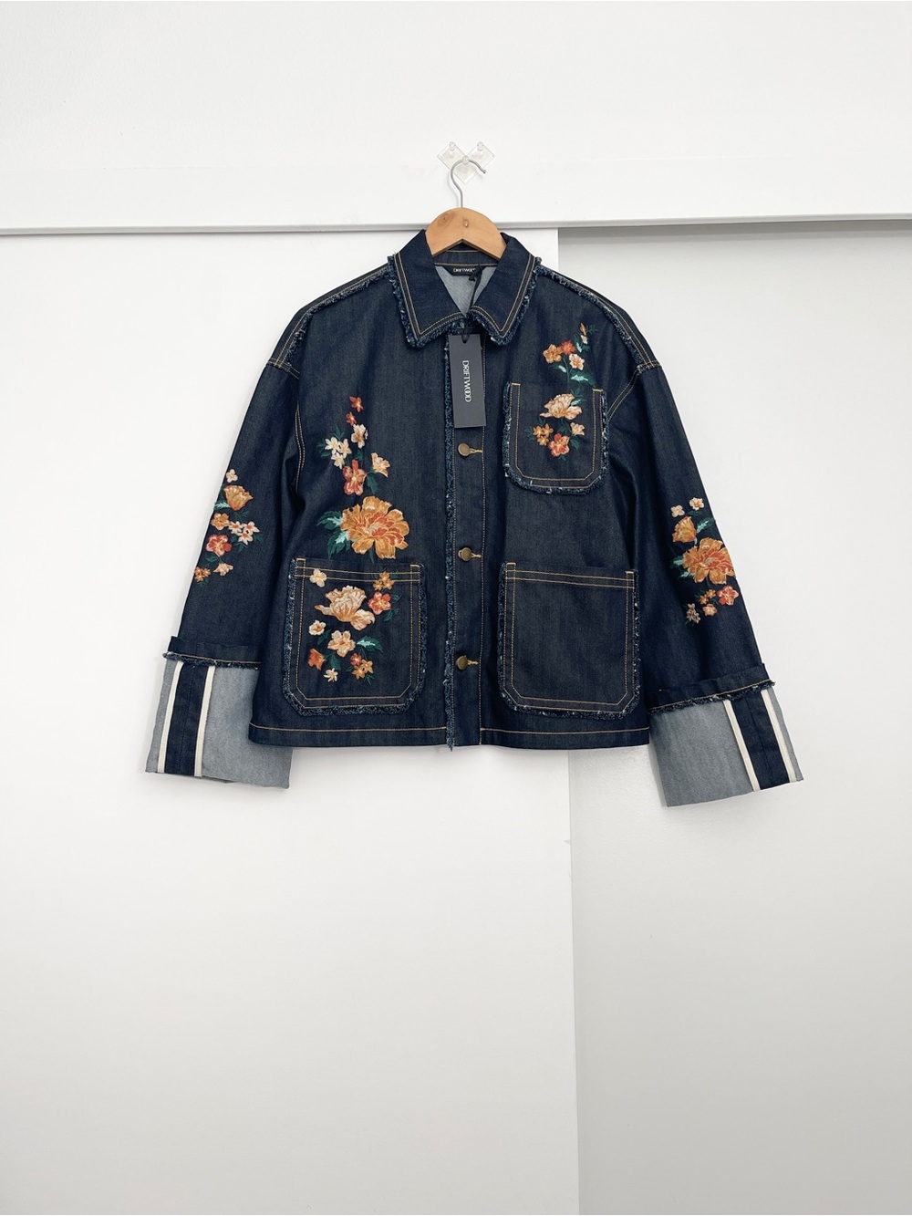 NWT Driftwood Embroidered Floral Denim Jacket Size Medium